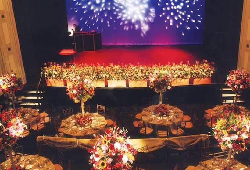 فندق Millennium Premier New York Times Square