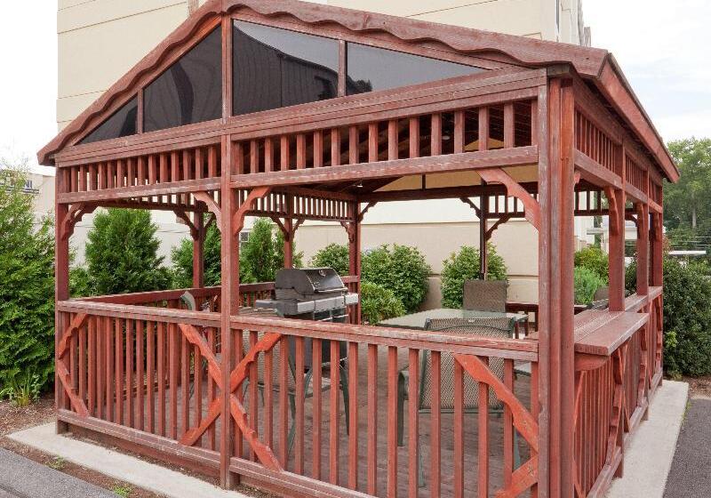 호텔 Candlewood Suites West Springfield, An Ihg