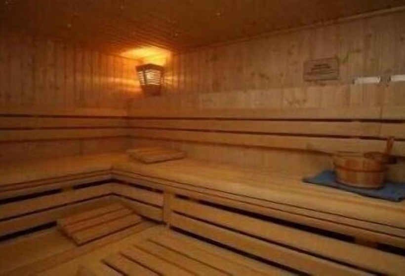 בית מלון כפרי Casino