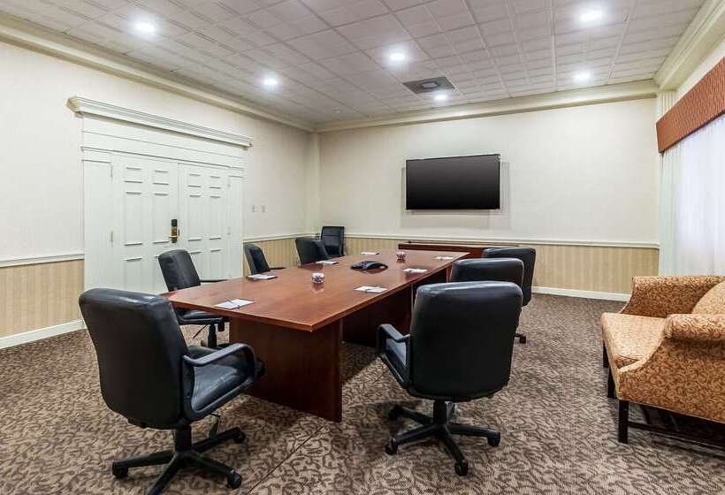 Отель Clarion Inn Harpers Ferrycharles Town