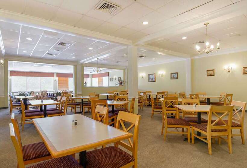 Отель Clarion Inn Harpers Ferrycharles Town