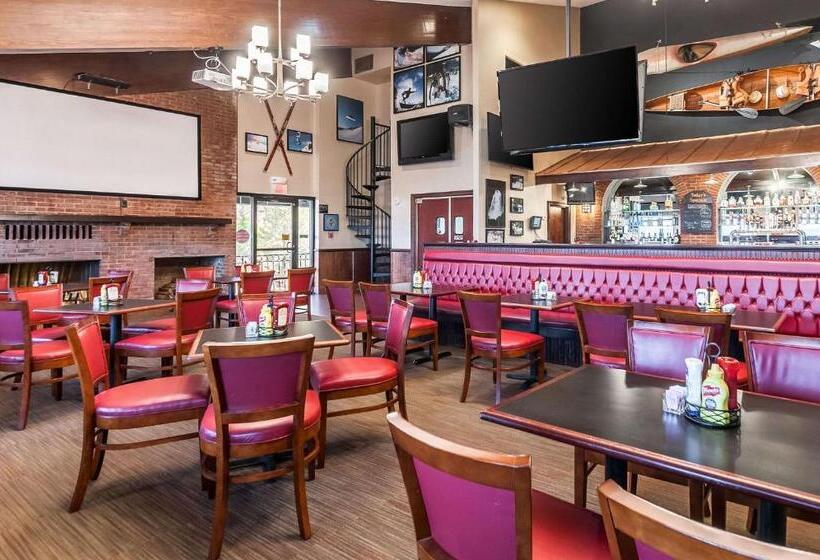 Отель Clarion Inn Harpers Ferrycharles Town