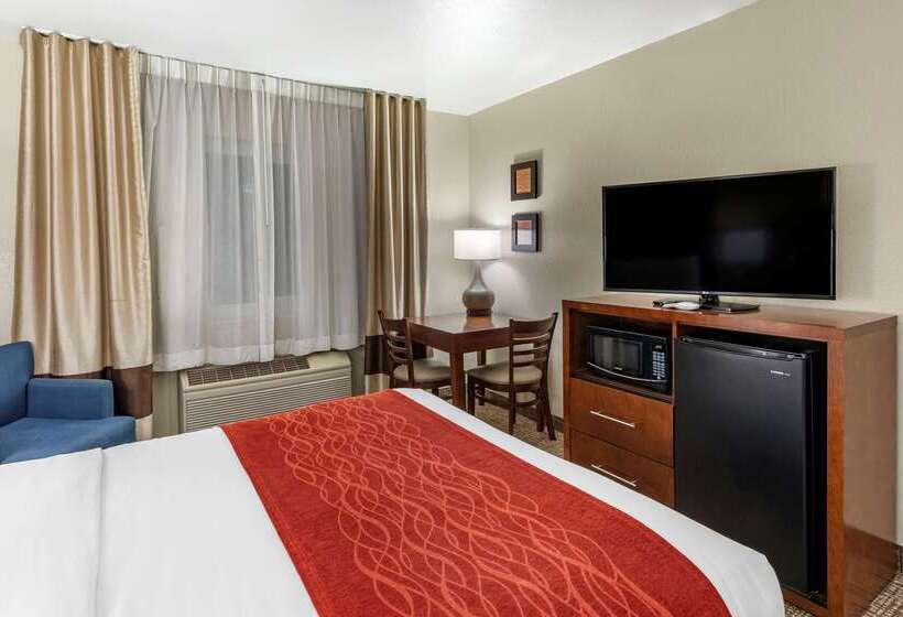 בית מלון כפרי Comfort Inn Fontana