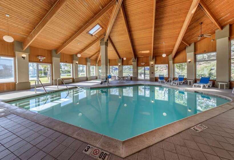 בית מלון כפרי Comfort Inn Fontana