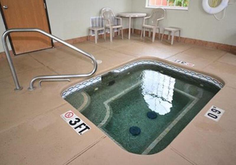 Отель Comfort Inn Gallup I40 Exit 20