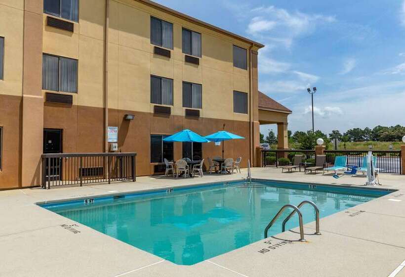 فندق Comfort Inn Garner Clayton I40