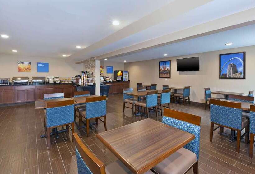 酒店 Comfort Inn & Suites