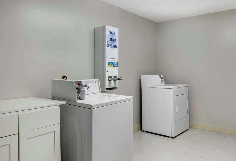 בית מלון כפרי Comfort Inn & Suites Troutville   Roanoke North   Daleville