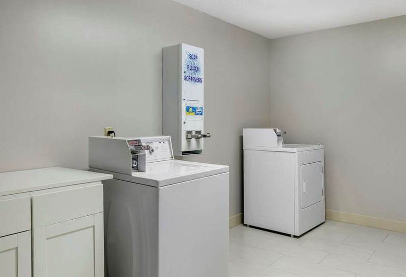 בית מלון כפרי Comfort Inn & Suites Troutville   Roanoke North   Daleville