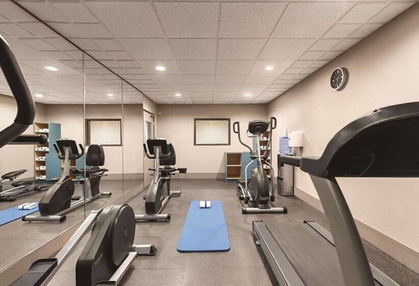 호텔 Country Inn & Suites By Radisson, Griffin, Ga