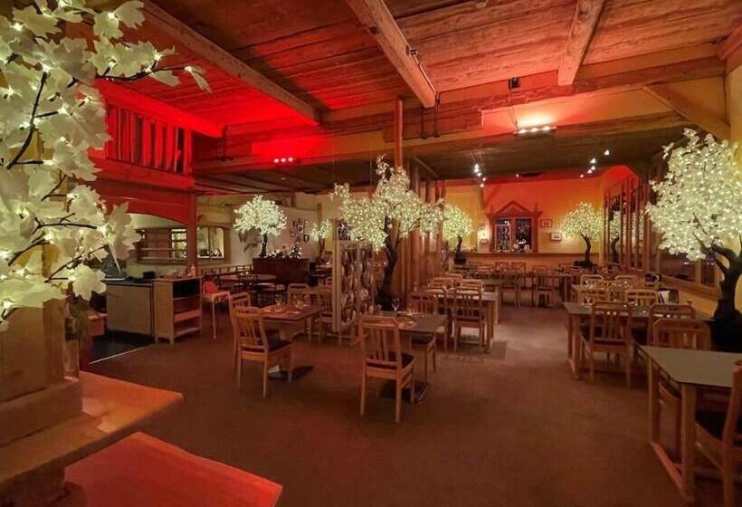 ホテル Danilo Savognin