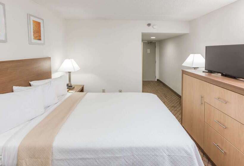 בית מלון כפרי Days Inn Biloxi Beach