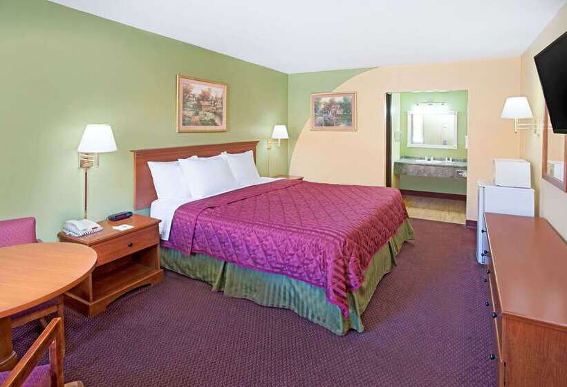 호텔 Days Inn & Suites By Wyndham Terre Haute