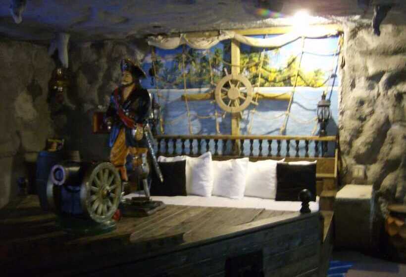 호텔 Days Inn & Suites By Wyndham Terre Haute