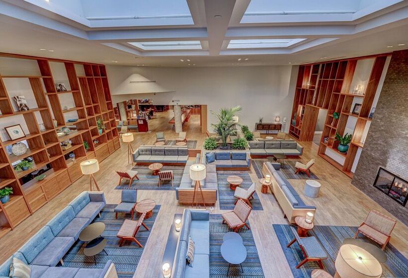 בית מלון כפרי Doubletree By Hilton Atlanta Windy Hill Ballpark