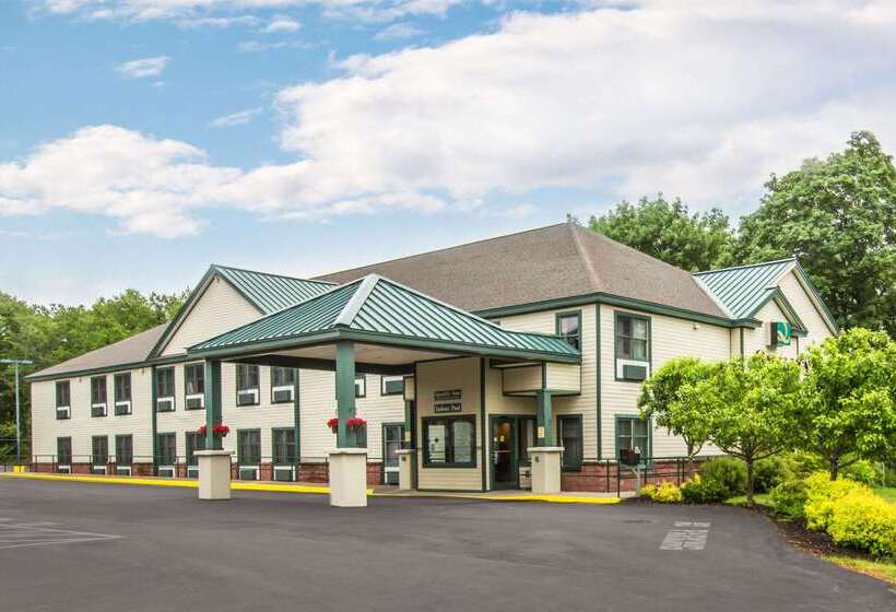 酒店 Econo Lodge Glens Falls   Lake George