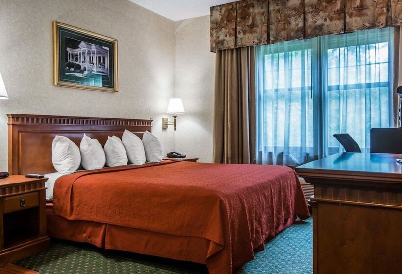 酒店 Econo Lodge Glens Falls   Lake George