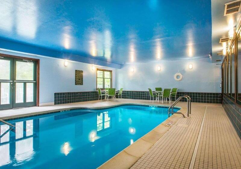 酒店 Econo Lodge Glens Falls   Lake George