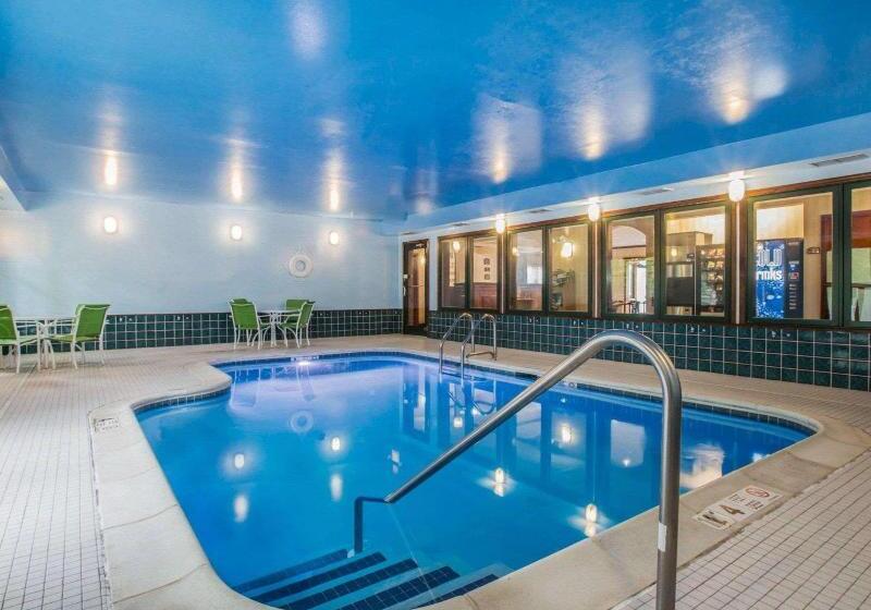 酒店 Econo Lodge Glens Falls   Lake George