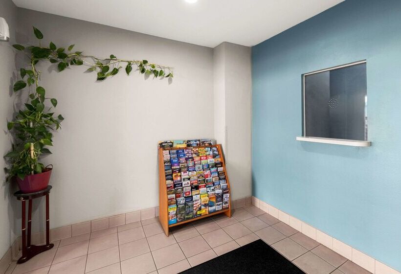 호텔 Econo Lodge Inn & Suites Mesquite   Dallas East