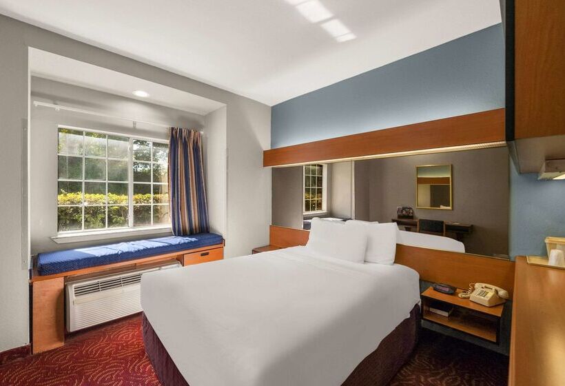 בית מלון כפרי Econo Lodge Inn & Suites Mesquite   Dallas East