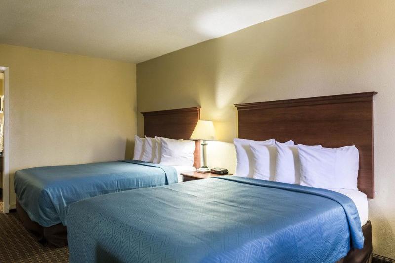 酒店 Econo Lodge Kingsville