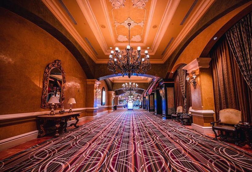 فندق Green Valley Ranch Resort Spa Casino