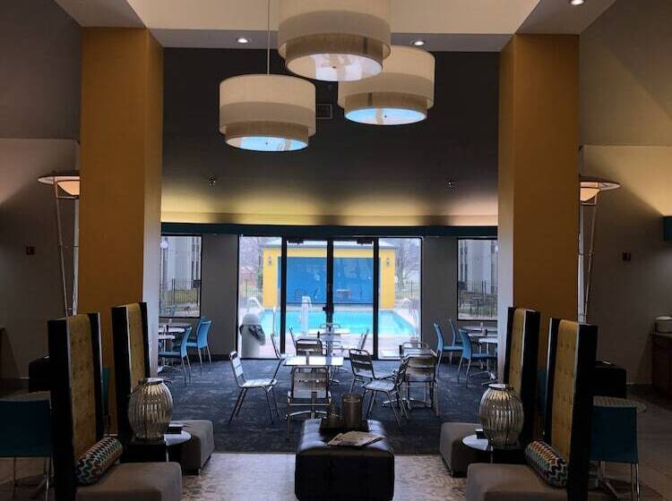 فندق Greenstay Inn & Suites Court View