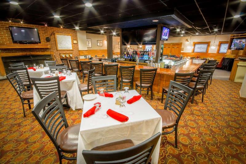 هتل Groton Inn & Suites