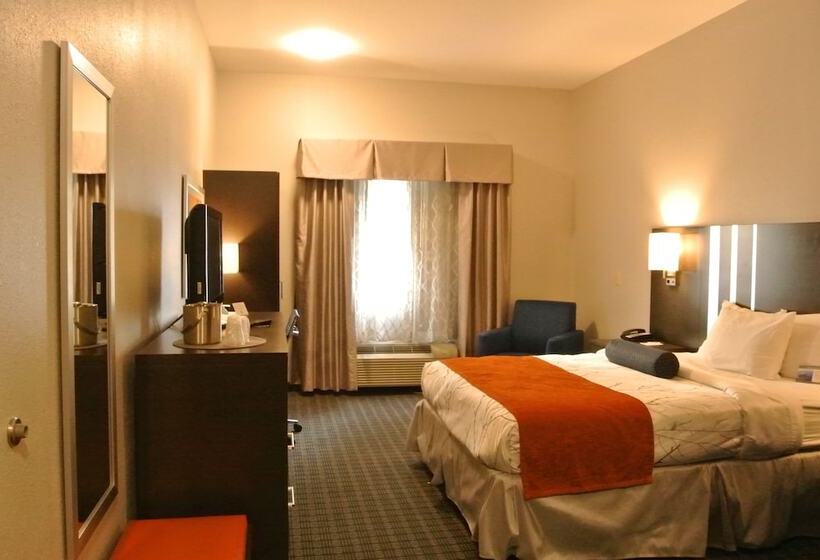 هتل Guesthouse Inn & Suites Lexington