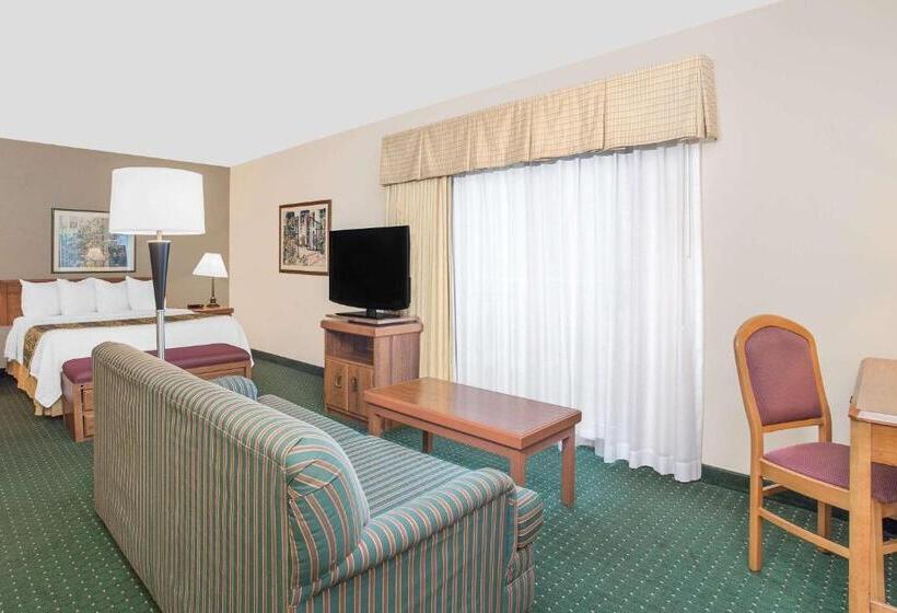 فندق Hawthorn Extended Stay By Wyndham Green Bay