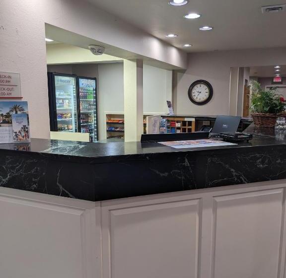 فندق Hawthorn Extended Stay By Wyndham Green Bay