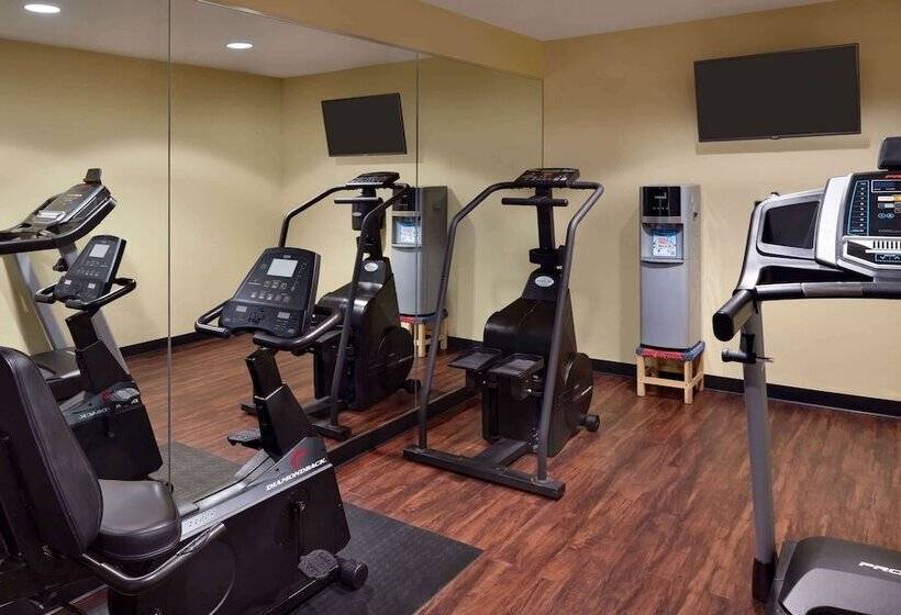 هتل Hawthorn Extended Stay By Wyndham Oak Creek