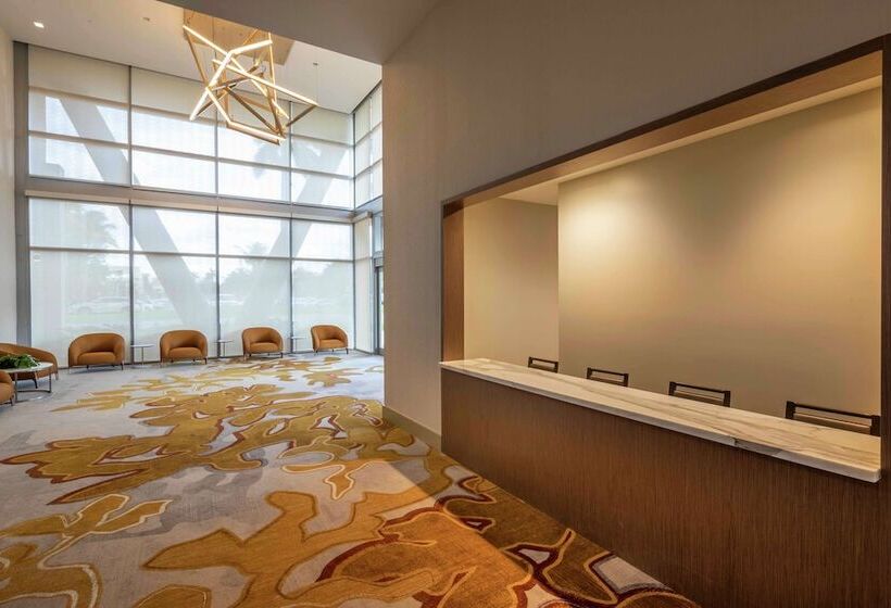 酒店 Hilton Miami Dadeland