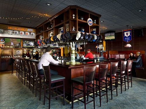 فندق Holiday Inn Laguardia Airport, An Ihg