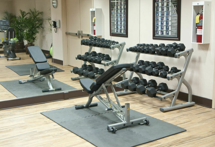 فندق Holiday Inn Laguardia Airport, An Ihg