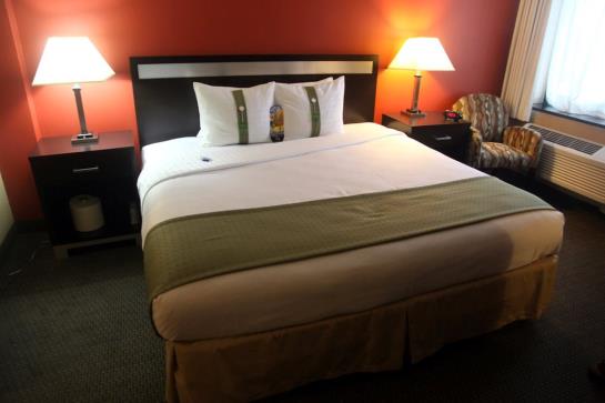 فندق Holiday Inn Laguardia Airport, An Ihg