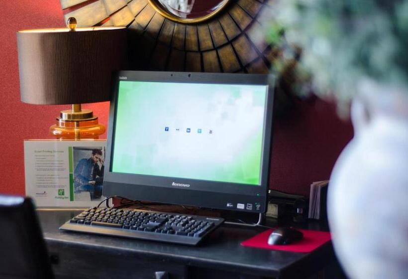 Holiday Inn Hotel Pewaukee Milwaukee West, An Ihg