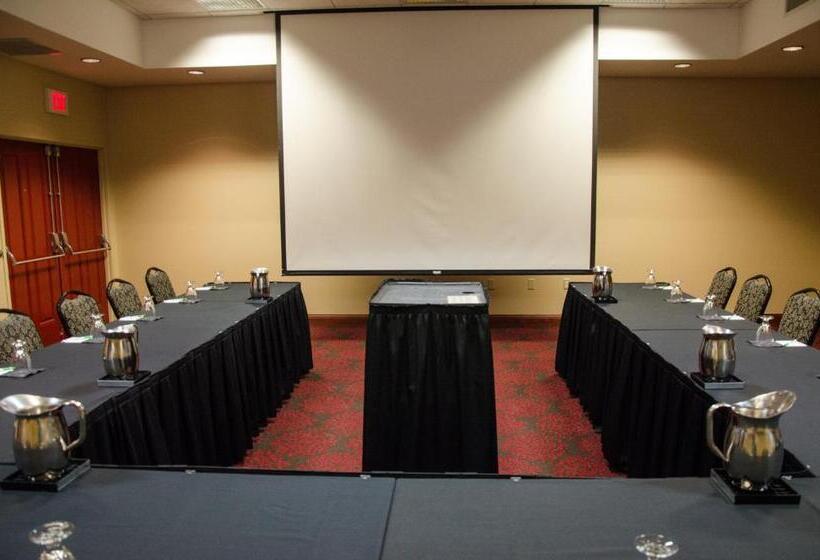 Holiday Inn Hotel Pewaukee Milwaukee West, An Ihg