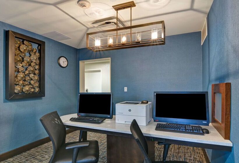 فندق Homewood Suites By Hilton Aurora Naperville