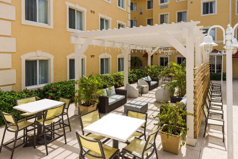فندق Homewood Suites By Hilton Bonita Springs