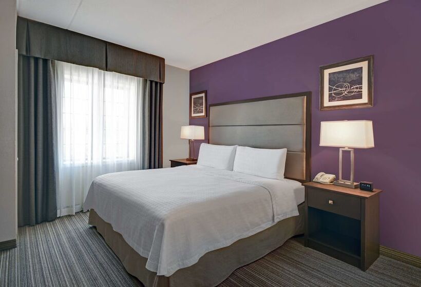 فندق Homewood Suites By Hilton Eatontown