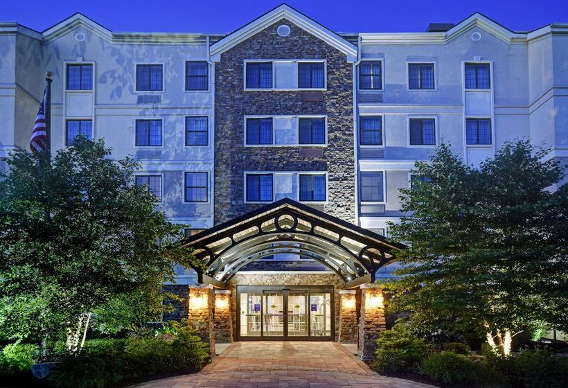 فندق Homewood Suites By Hilton Eatontown