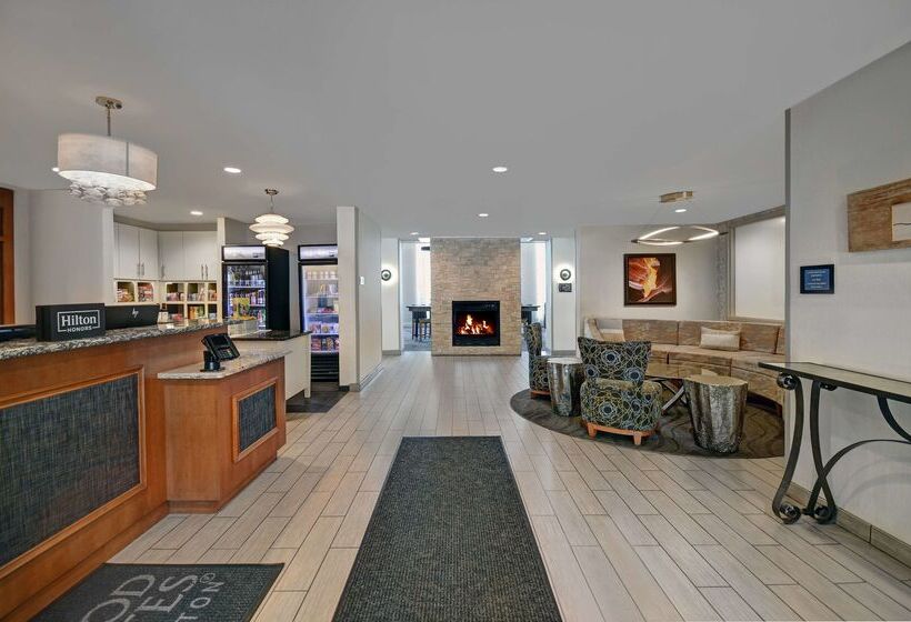 فندق Homewood Suites By Hilton Eatontown