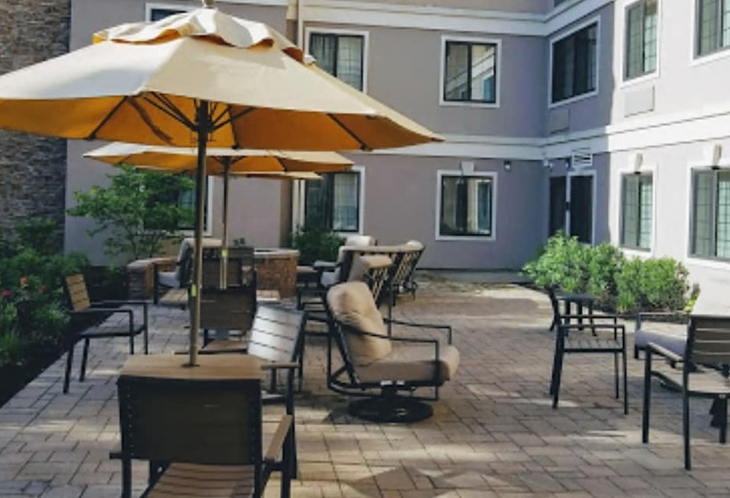 فندق Homewood Suites By Hilton Eatontown