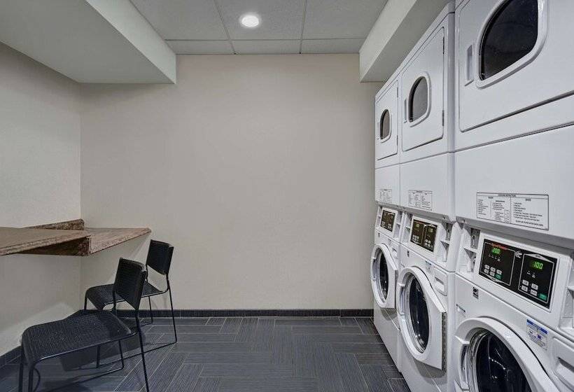 فندق Homewood Suites By Hilton Eatontown