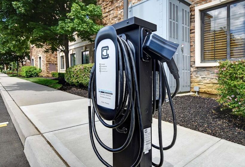 فندق Homewood Suites By Hilton Eatontown