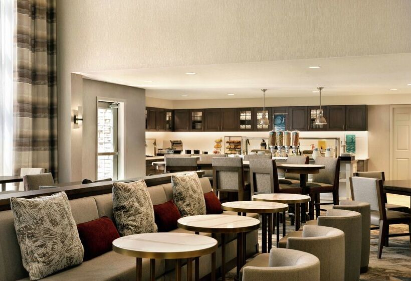 בית מלון כפרי Homewood Suites By Hilton Portland Airport