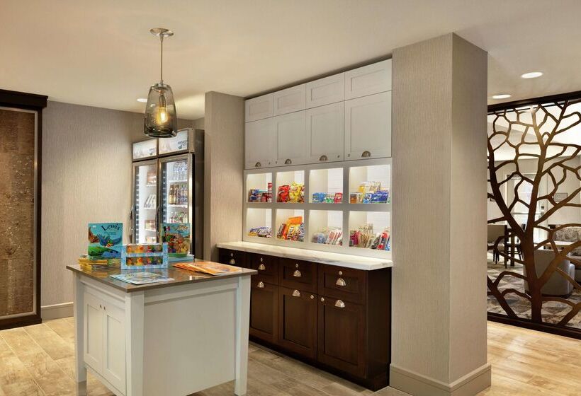 בית מלון כפרי Homewood Suites By Hilton Portland Airport