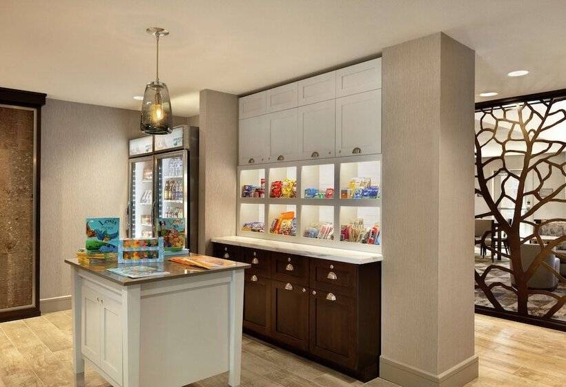 בית מלון כפרי Homewood Suites By Hilton Portland Airport